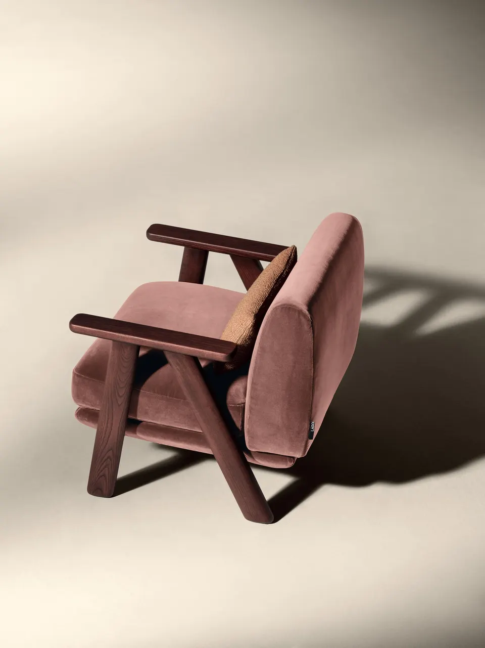 Altana armchair — Lago, photo 3