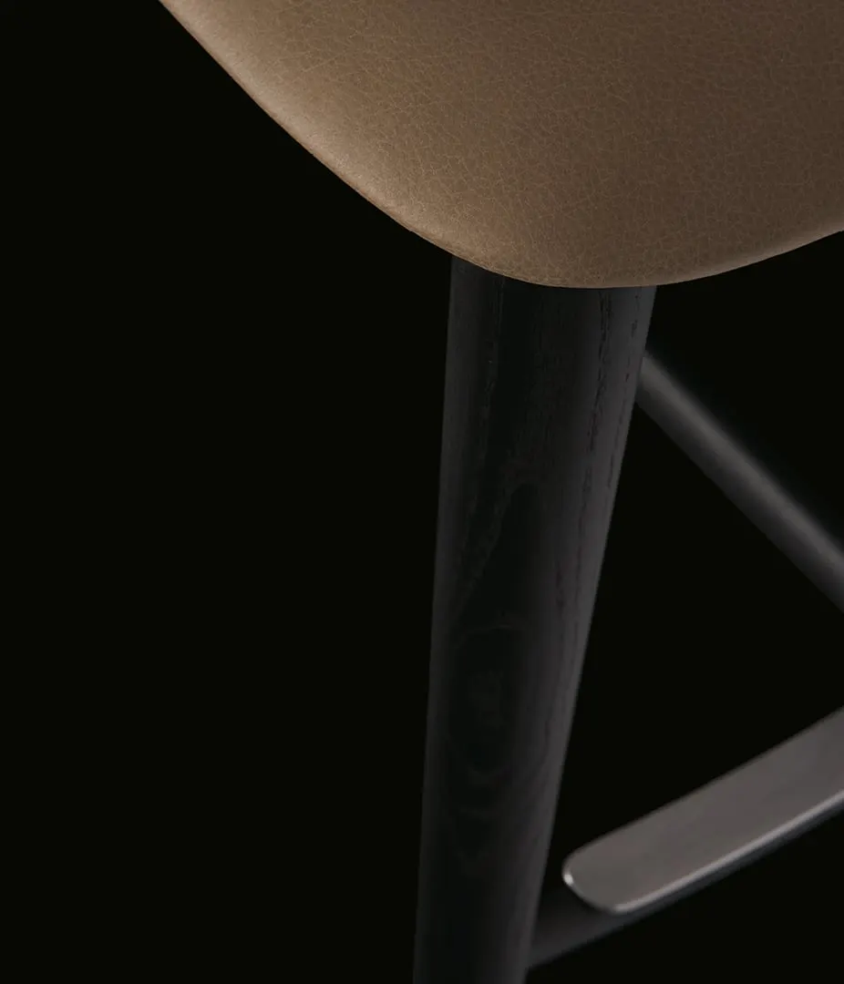 Curve stool — Poliform, photo 4