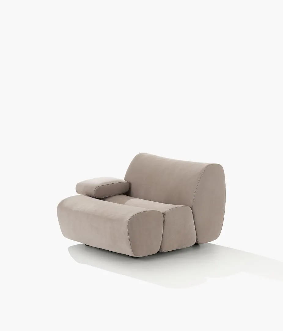 Ernest Sofa — Poliform