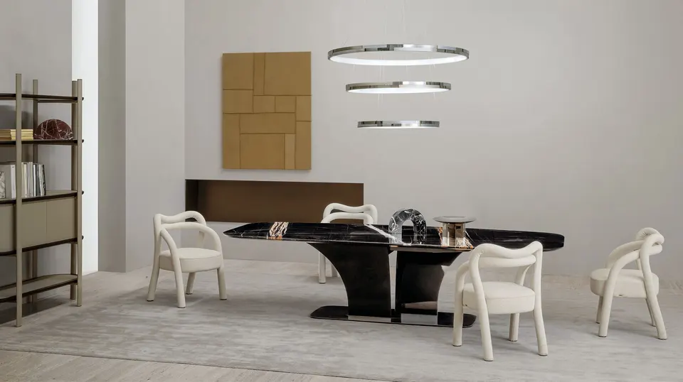 Abbraccio Stuhl — Rugiano