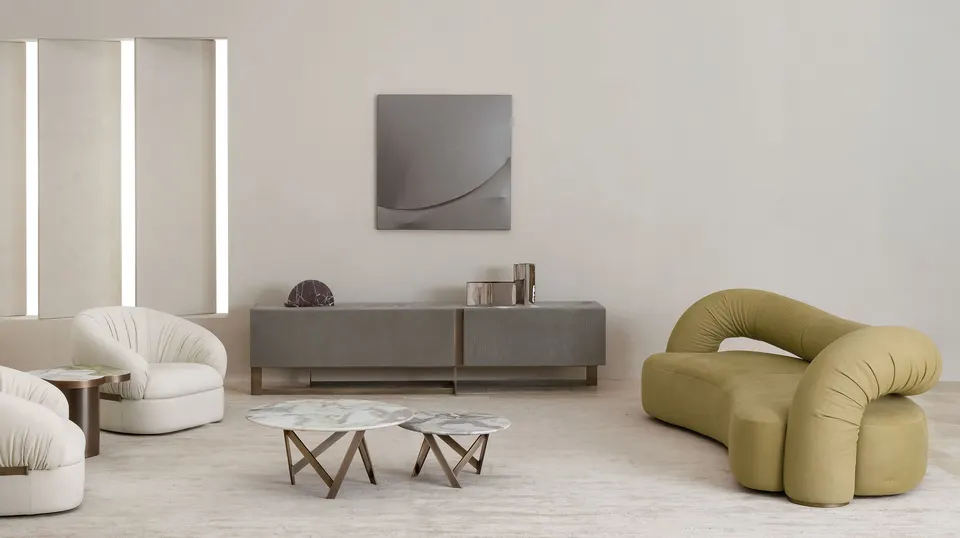 Abbraccio Sofa — Rugiano