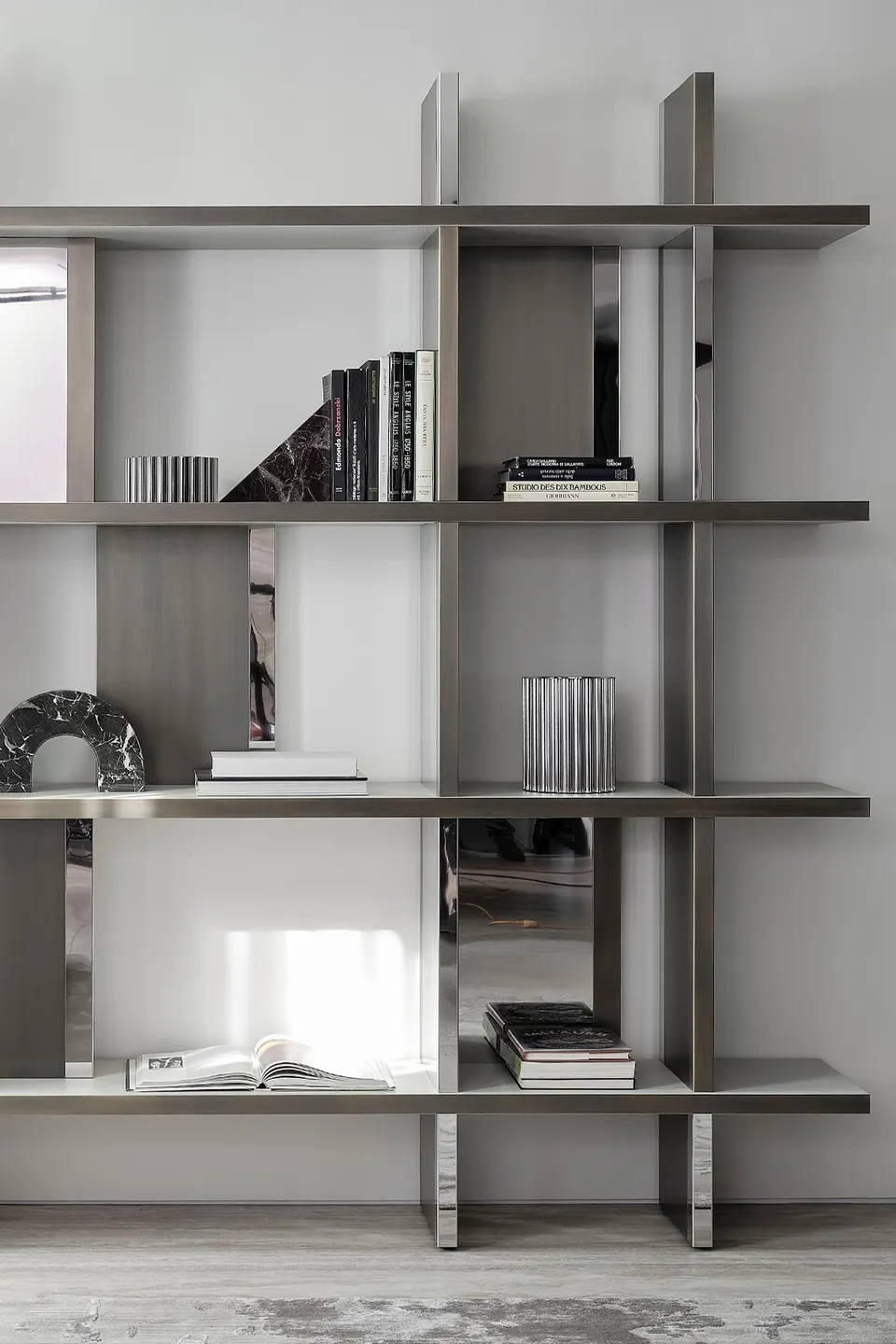 Bibliothèque Asia High — Rugiano, photo 5