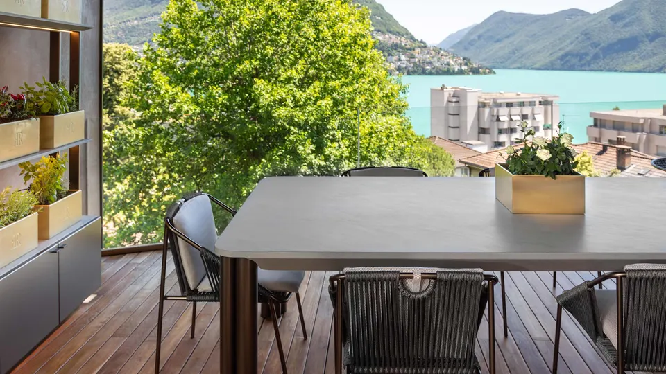 Atlante table — Rugiano, photo 7