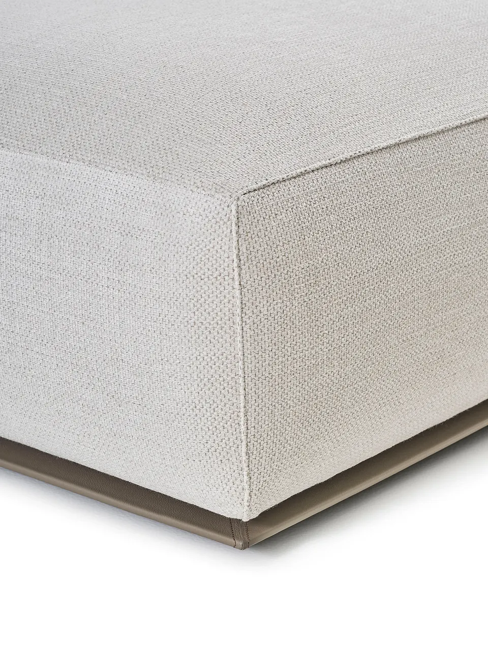 Hatton Sofa — Rugiano, foto 9