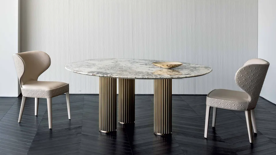 Table Liberty Tre — Rugiano