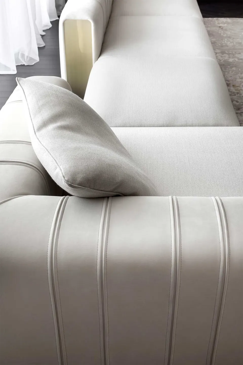 Luz sofa — Rugiano, photo 3
