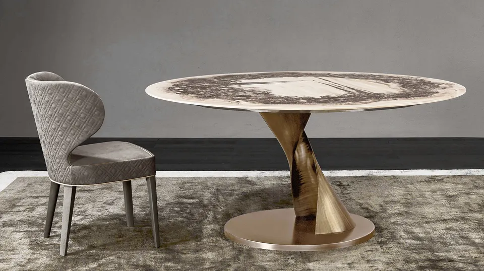 Zoe Tisch — Rugiano, foto 4
